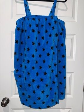 Cacique Blue Star Plush Wearable Towel